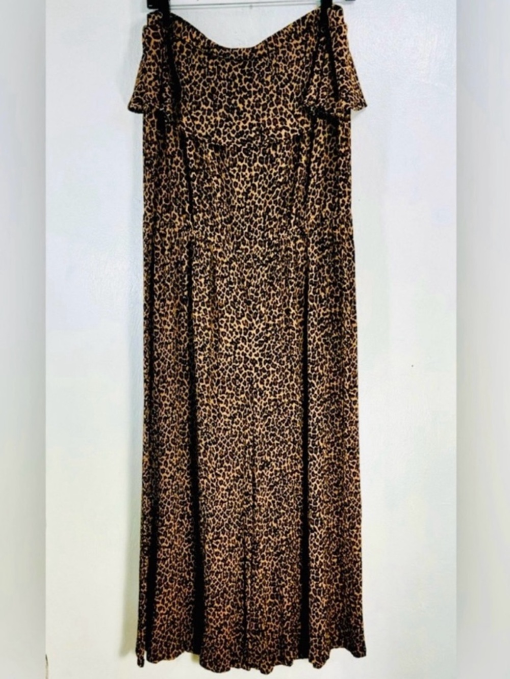 Coco Bianco Leopard-Print romper  in Brown and Black.Size XL